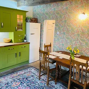  Holiday home Tipple United Kingdom